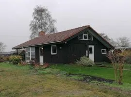 Cozy Summer House By The Beach And Forest,