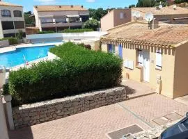 Cap Agde studio rénové piscine