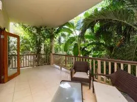 Residences at Barrier Reef 16A Garden View 1 BR by Stay Floreo