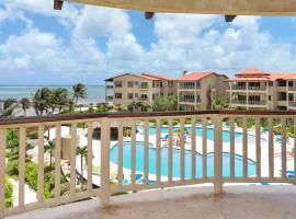 Residences at Barrier Reef 8C Oceanview 2 BR by Stay Floreo