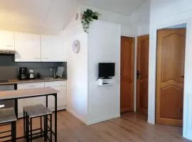 Camping le Tréjeux - Petit Chalet