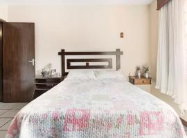 Suíte da Casa da Mi, hotel en Porto Belo