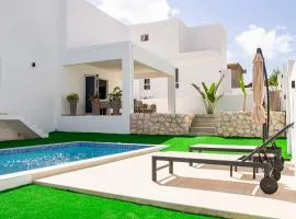 3 bedroom luxury vacation villa for a relaxed intimate feeling