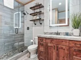Deer Valley Luxury 3 BR, Private Master Suite, Private Hot Tub, Amazing Views