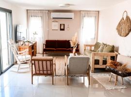 צימר עלמא, hotel v destinaci Jerucham