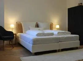 Gästehaus Friedrichstraße - ruhiges Zimmer mit Bad