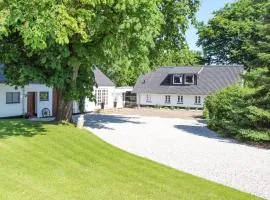 4 Bedroom Nice Home In Ejstrupholm