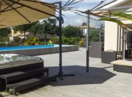 Beautiful Home In Ares