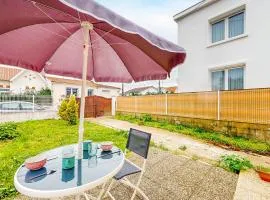 1 Bedroom Beautiful Home In Royan