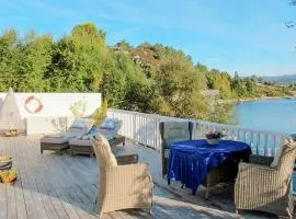 Amazing Home In Fitjar With Wifi