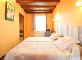 Chambre cosy dans maison historique avec parc et accueil chevaux - FR-1-583-256
