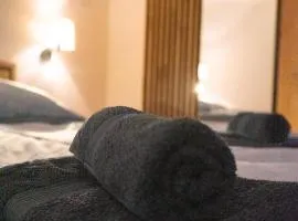 Ferienwohnung "Wasser" mit Sauna im Ferienhaus am Waldbach