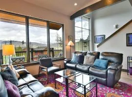 Lodgepole Lookout: Panoramic Mountain Views