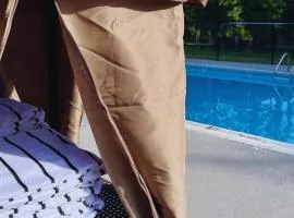 Cove Creek Lodge 102 Poolside Executive King Suite