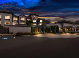 Best Western Plus Pitt Meadows Inn & Suites, hotel v destinaci Pitt Meadows