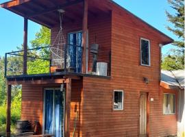 Cabaña 3 personas Villarrica Pucón, hotel en Pucón