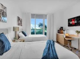 Spectacular Studio Amazing Amenities Bay View