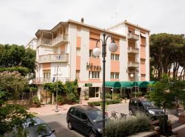 Hotel Ausonia, hotel en Follonica