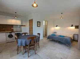 Studio moderne avec WiFi et parking à Baignes - FR-1-653-270