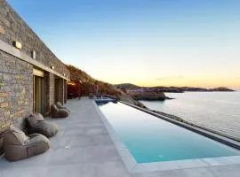Awesome Home In Gazi, Heraklio