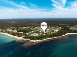 Ocean Bliss by Experience Jervis Bay, golfový hotel v destinaci Huskisson