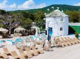 The Beach Calatagan Mediterraneo powered by Cocotel