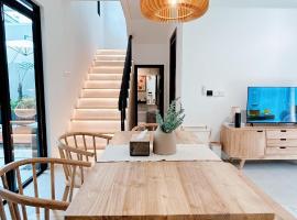 Naomi Jati Villa Bandung, Hotel in Gantungan