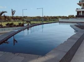 The Nest - Azzure Coastal Resort, hotel i Kawana Waters