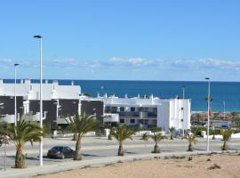 ROMERO APARTMENTS-ARENALES DEL SOL, Hotel in Arenales del Sol