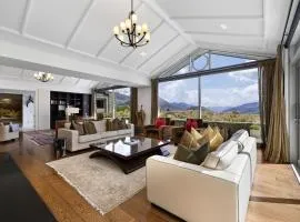Kumanu by Sothebys Luxury Rental Homes