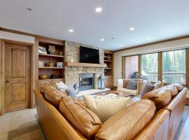 Lion Square Lodge South 450, hotell i Vail