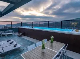 Naomi Boutique Suites