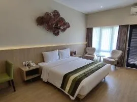 Grand Whiz Hotel Trawas Mojokerto