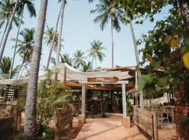 Artjuna Cabanas - CoLiving Community in Anjuna