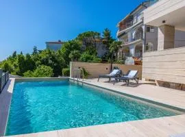 Cozy Apartment In Crikvenica