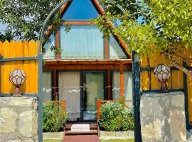 Kalkan'da Doğal Ahşap Ev, 2 Yatak Odası, 1 Banyo, Wi-Fi