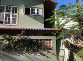 Casa brisa mar, hotel in Pontal do Paraná