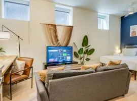 Bright and Modern Studio in Louisville # 109