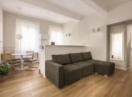 Tornabuoni Place by Mmega