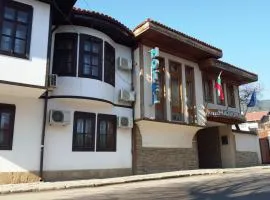 Bozukova House