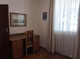 Modern Home In Historic Neighborhood, hotel v destinaci Port Elizabeth