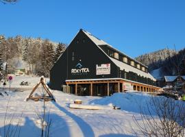 Apartmány Rokytka Snowhouse, hotelli kohteessa Rokytnice nad Jizerou