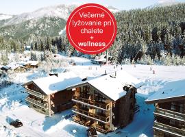 ChaletSKI Jasná, SKI-IN & SKI-OUT、デマノブスカ・ドリーナのホットタブ付きホテル