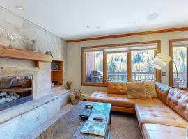 Lion Square Lodge South 650, hotell i Vail