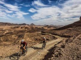 Piccolo Cycling Agafay, готель у місті Лалла-Такеркуст
