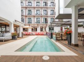 Neptuno Aparthotel, hotel di Calella