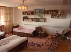 Гостевой дом Sabyl、チョルポン・アタのペット同伴可ホテル