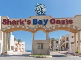 sharks bay oasis aqua park, hotel a prop de Aeroport internacional de Sharm el-Sheikh, a Sharm El Sheikh
