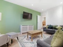 NEW! 3BR in Salvin Cottage