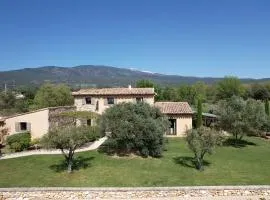 Provençal farmhouse, Mont Ventoux view, 2 pools (1 heated), Bédoin - 10 people
